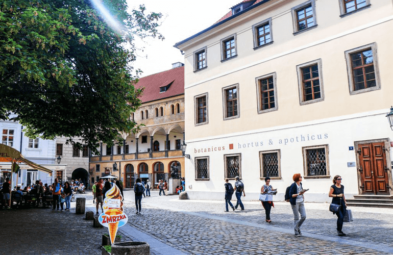 Prague walking tours