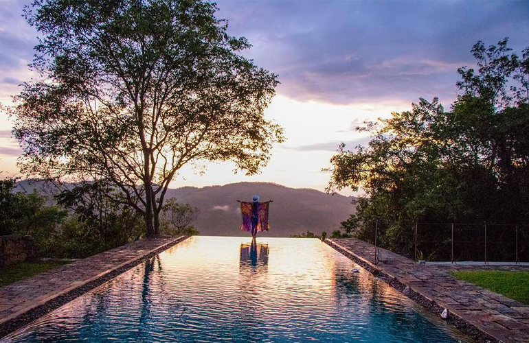 beautiful Infinity Pool Living Heritage Koslanda Sri Lanka