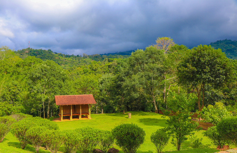 gorgeous views Sri Lanka