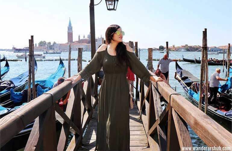 Gondola Ride in Venice - things to do in Venice Italy